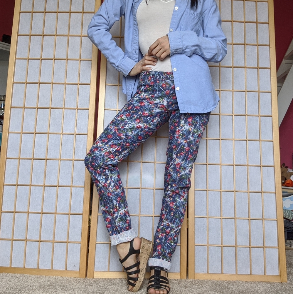 Splatter floral print skinny jeans